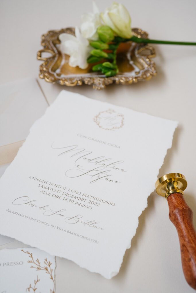 Partecipazione Maddalena e Stefano, sui toni dell'oro e del bronzo