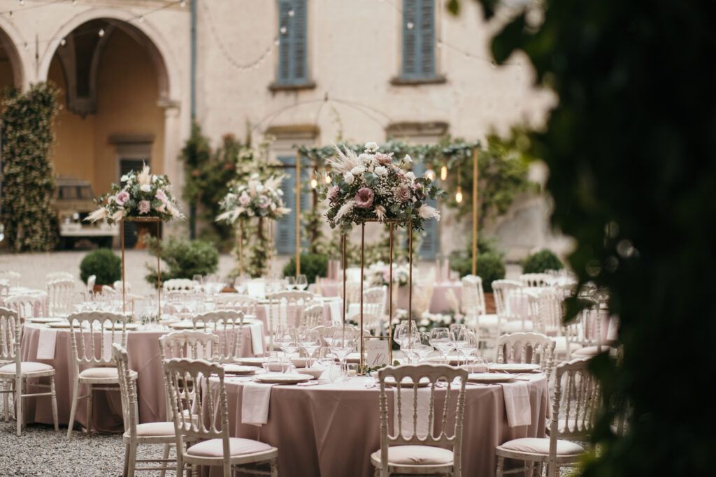 Mis en Place Matrimonio Verona Federico e Sara, palette rosa e oro